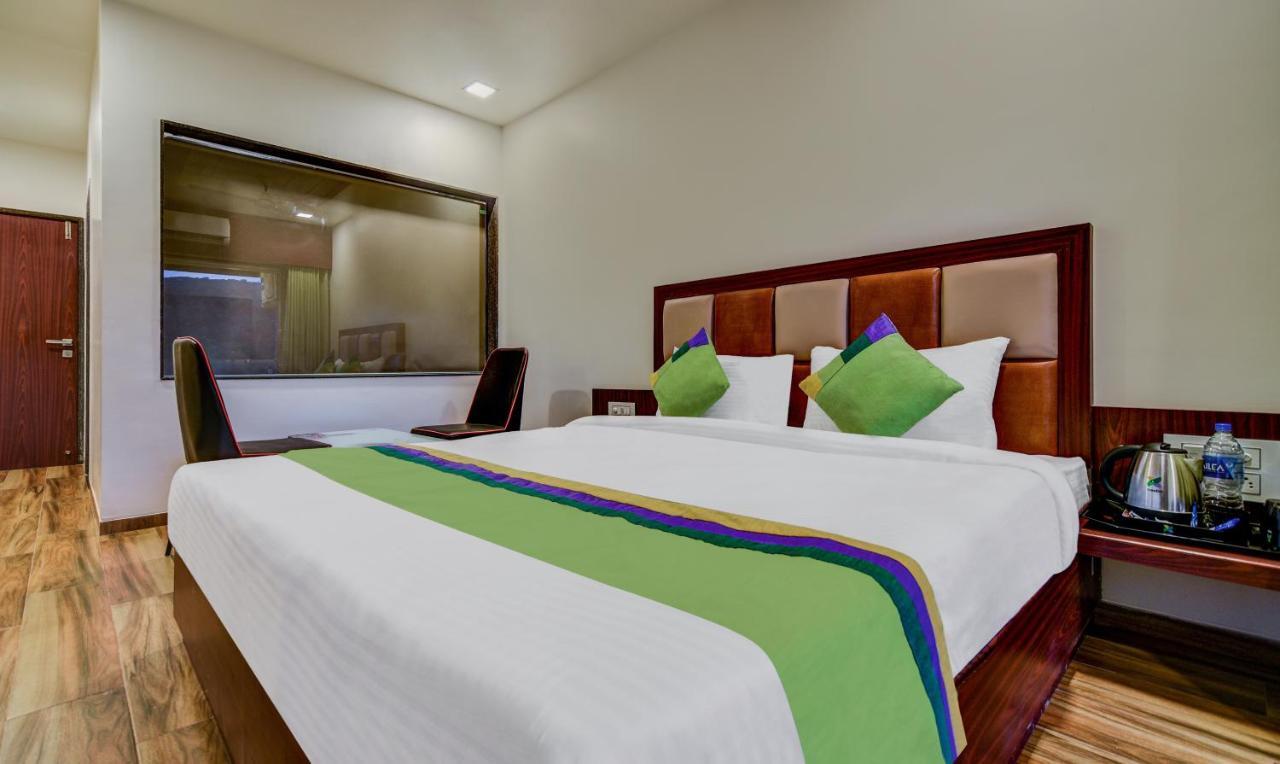 Treebo Trend Khushi River Side Retreat Hotel Mahābaleshwar Esterno foto